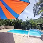 Casa de Campo da Jeanne - exclusividade para sua família com lazer e privacidade