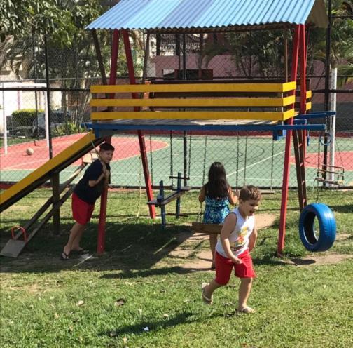 E Rustica Com Piscina, Churrasqueira E Banheira De Uso Privativo