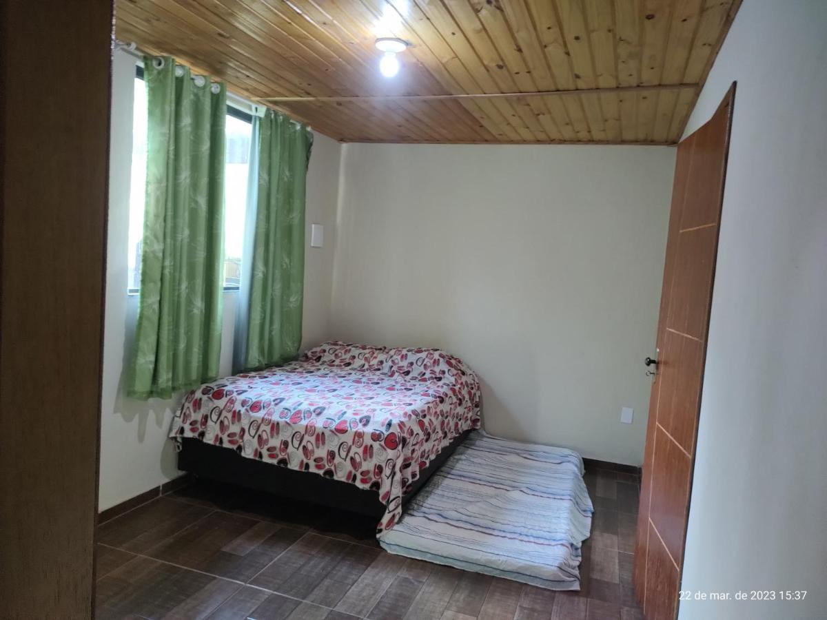 Habitación en casa particular E Rustica Com Piscina, Churrasqueira E Banheira De Uso Privativo