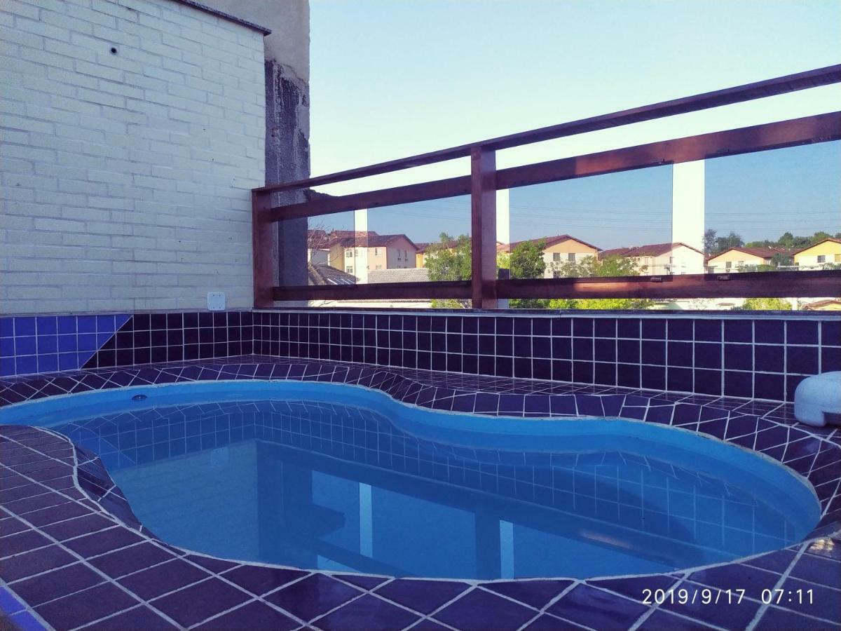 Habitación en casa particular E Rustica Com Piscina, Churrasqueira E Banheira De Uso Privativo Río de Janeiro