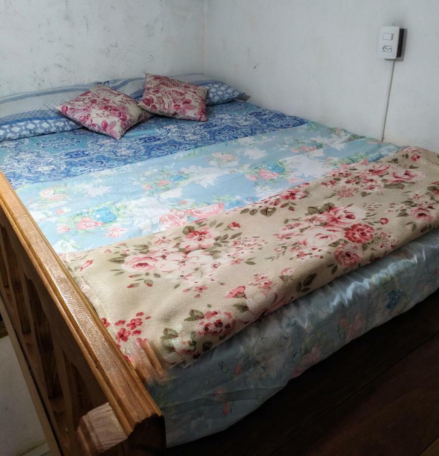 Habitación en casa particular E Rustica Com Piscina, Churrasqueira E Banheira De Uso Privativo Río de Janeiro